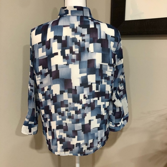 *ALFRED DUNNER* Petite Blue Pattern Button Down Size 10P - Picture 4 of 6